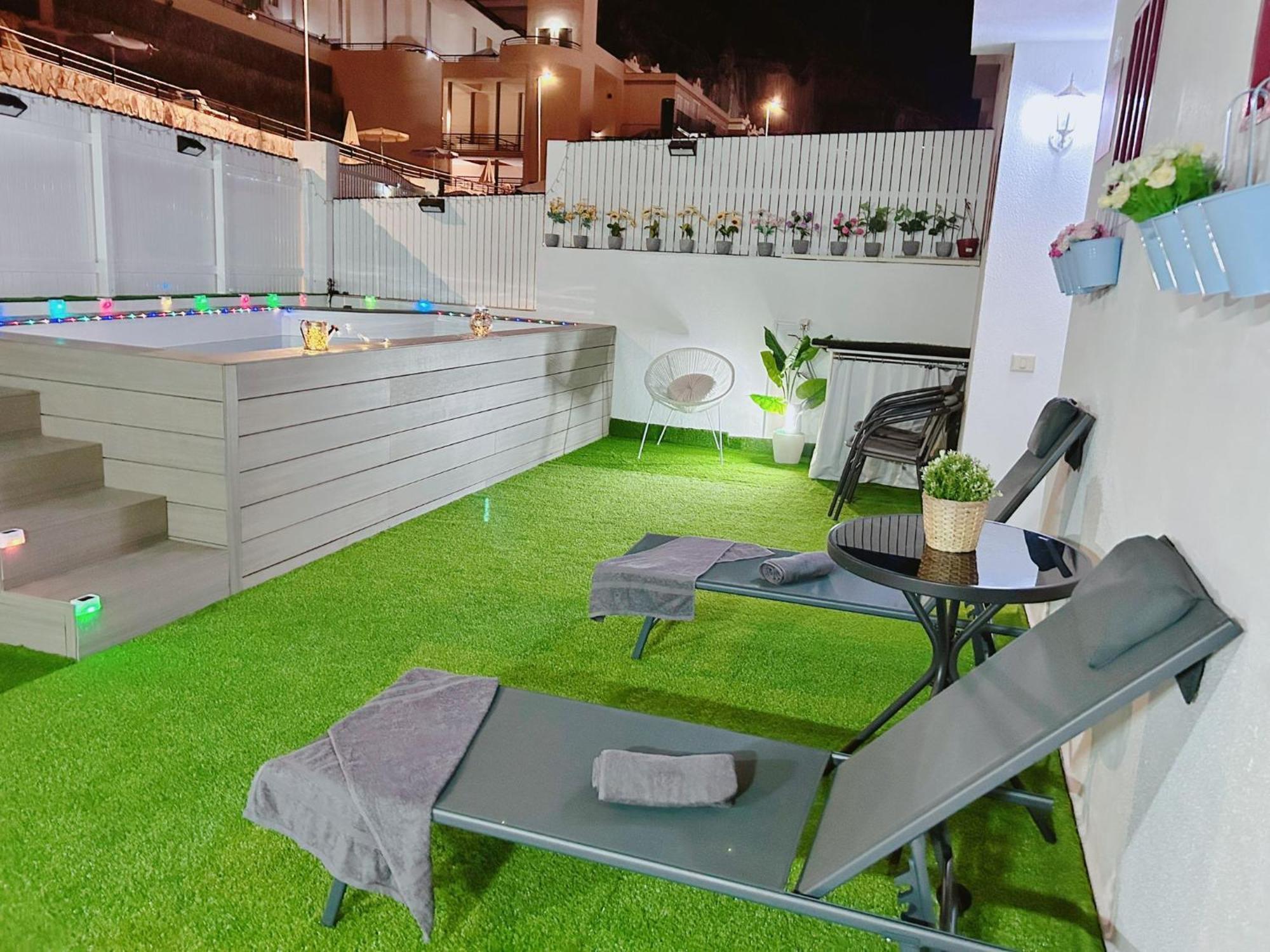Big Villa Puerto Rico With Heated Saltwater Jacuzzi Pool & Bbq & Private Parking Ngoại thất bức ảnh