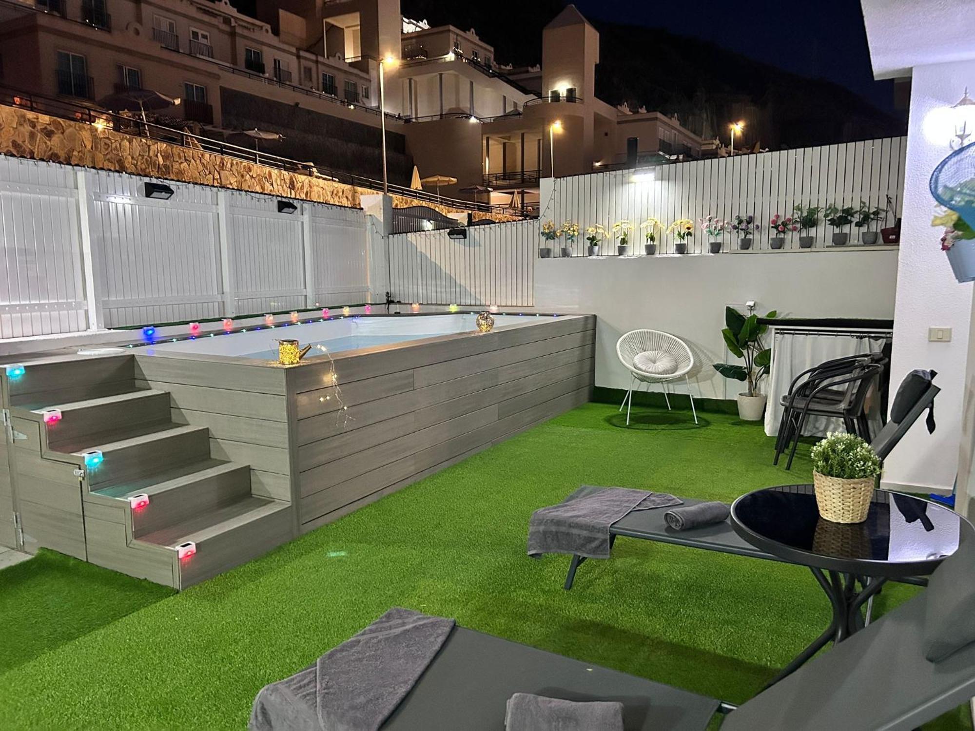 Big Villa Puerto Rico With Heated Saltwater Jacuzzi Pool & Bbq & Private Parking Ngoại thất bức ảnh