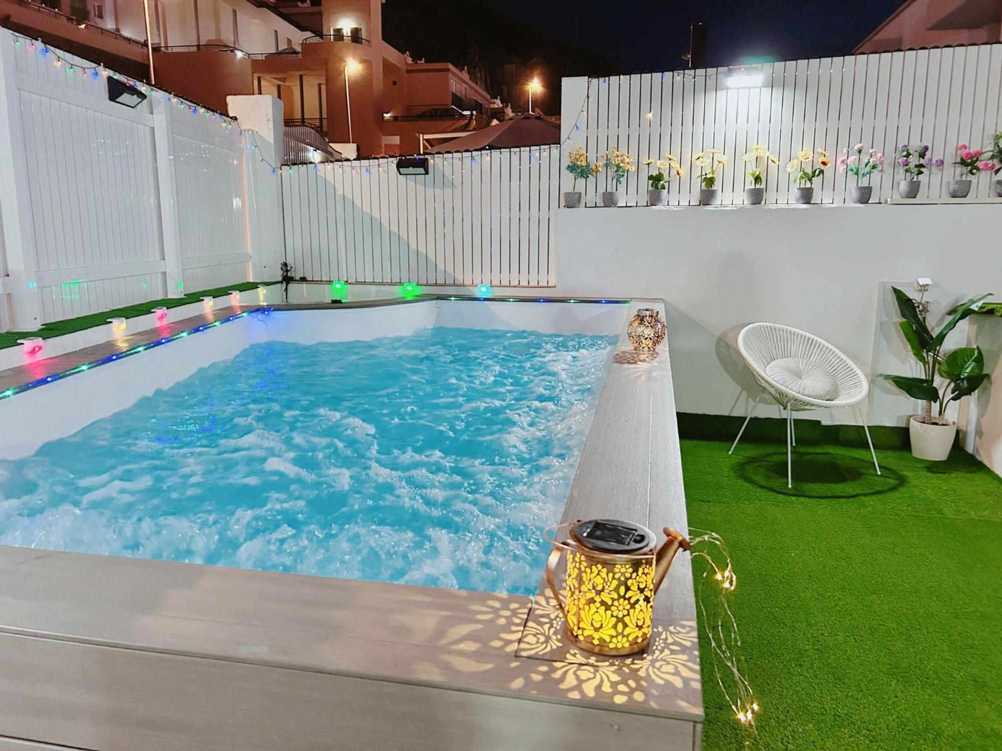 Big Villa Puerto Rico With Heated Saltwater Jacuzzi Pool & Bbq & Private Parking Ngoại thất bức ảnh
